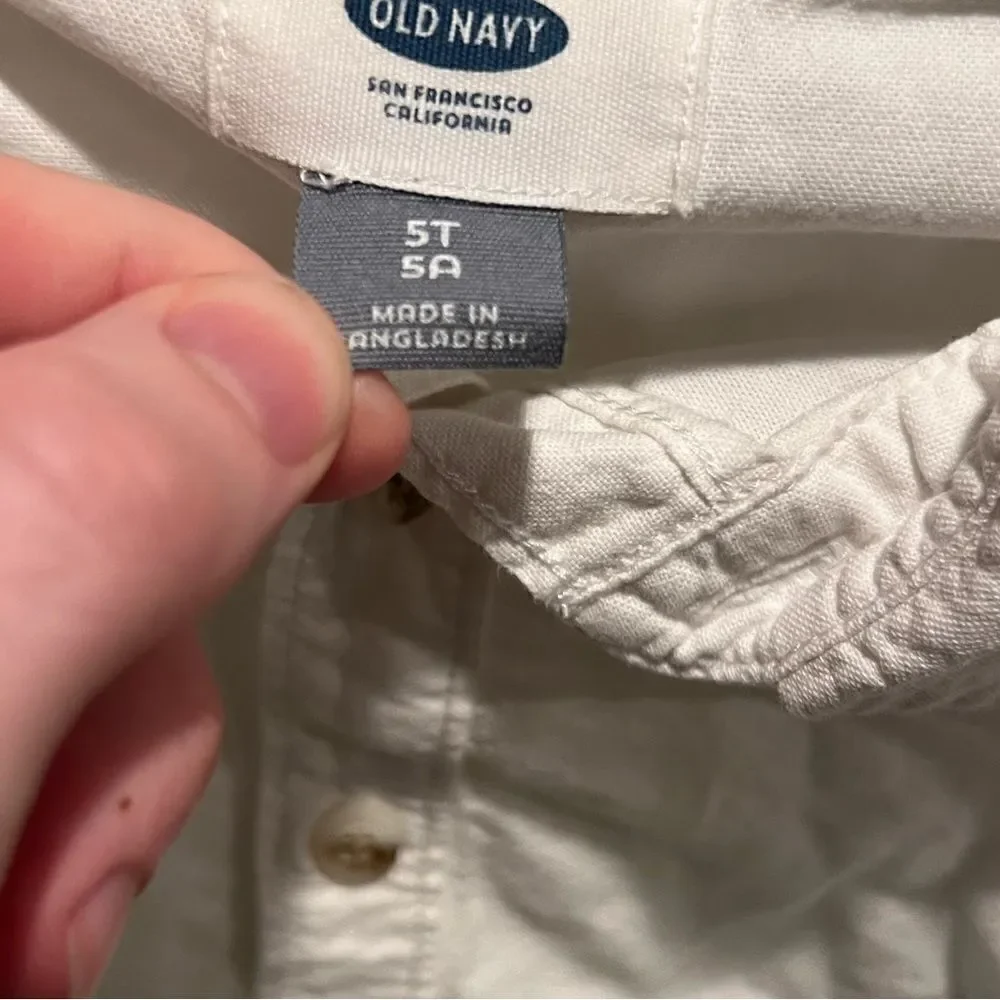 Old Navy white long sleeved cotton button‎ down shirt youth size 5T